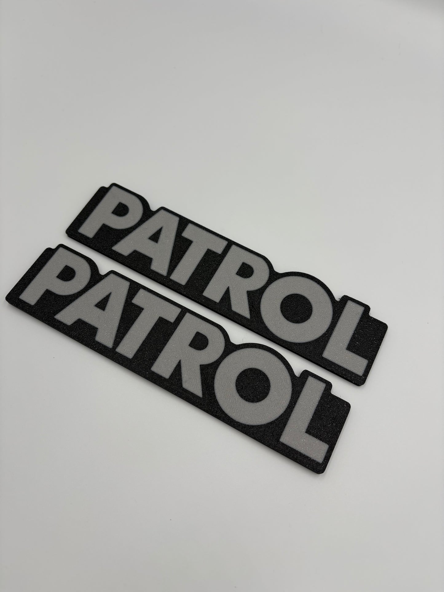 Coppia Scritte Replica “Patrol” per Nissan Patrol – 2 Fregi