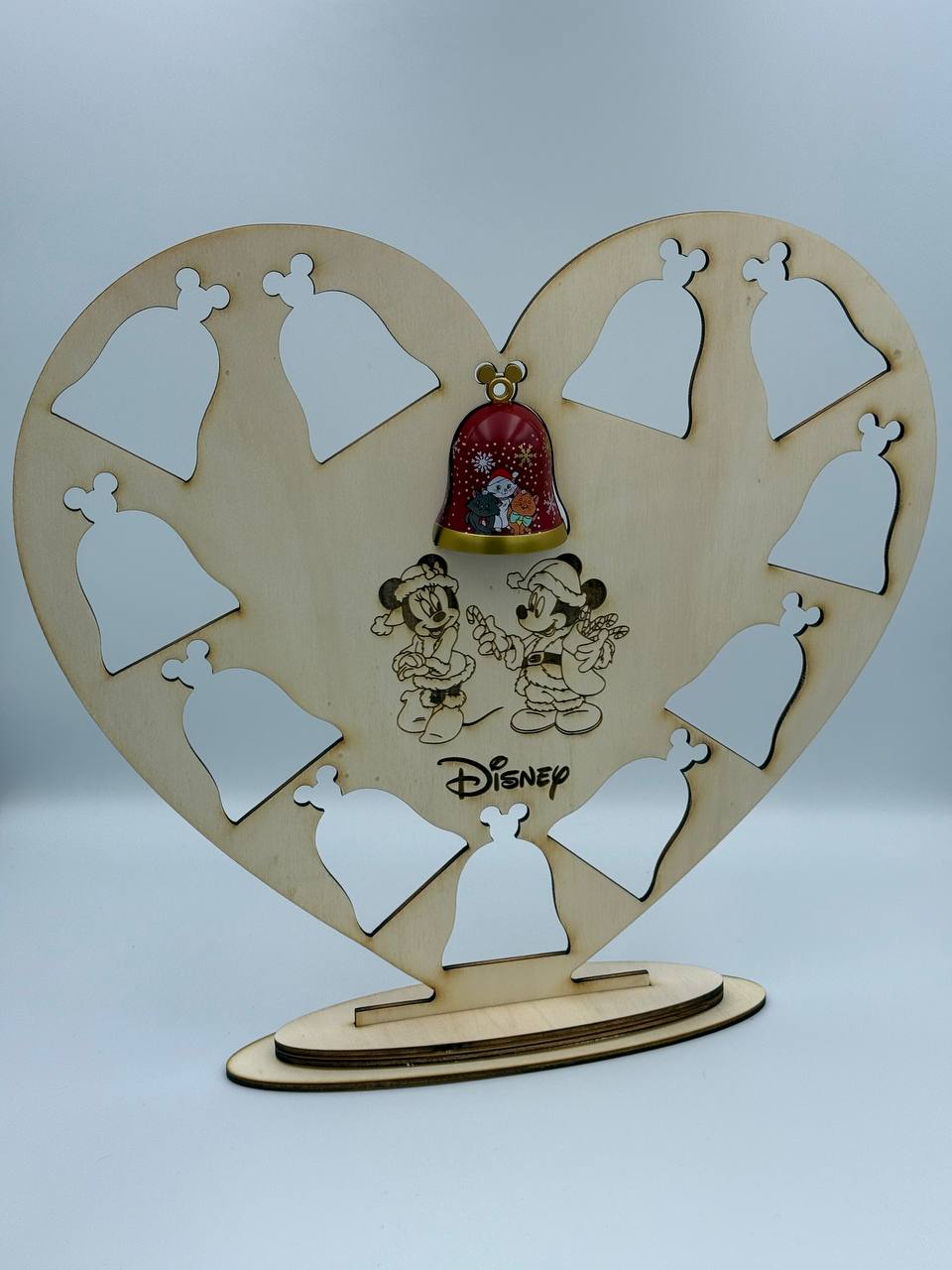 Cuore Porta Campanelle in Legno – 37×34 cm