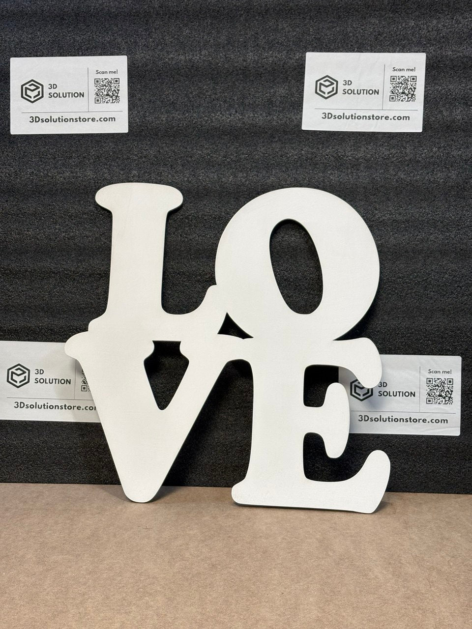 Scritta “LOVE” in Legno di Pioppo Multistrato – Taglio Laser