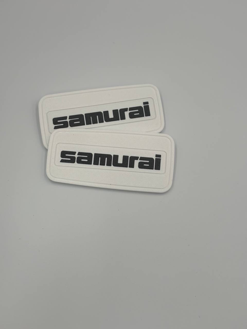 Coppia 2 Targhette Laterale Suzuki Samurai Fregio Logo