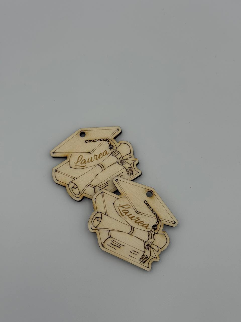 Ciondolo/etichetta bomboniera Laurea Tocco