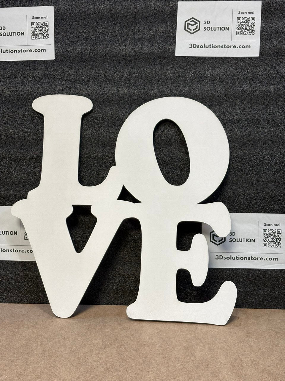 Scritta “LOVE” in Legno di Pioppo Multistrato – Taglio Laser