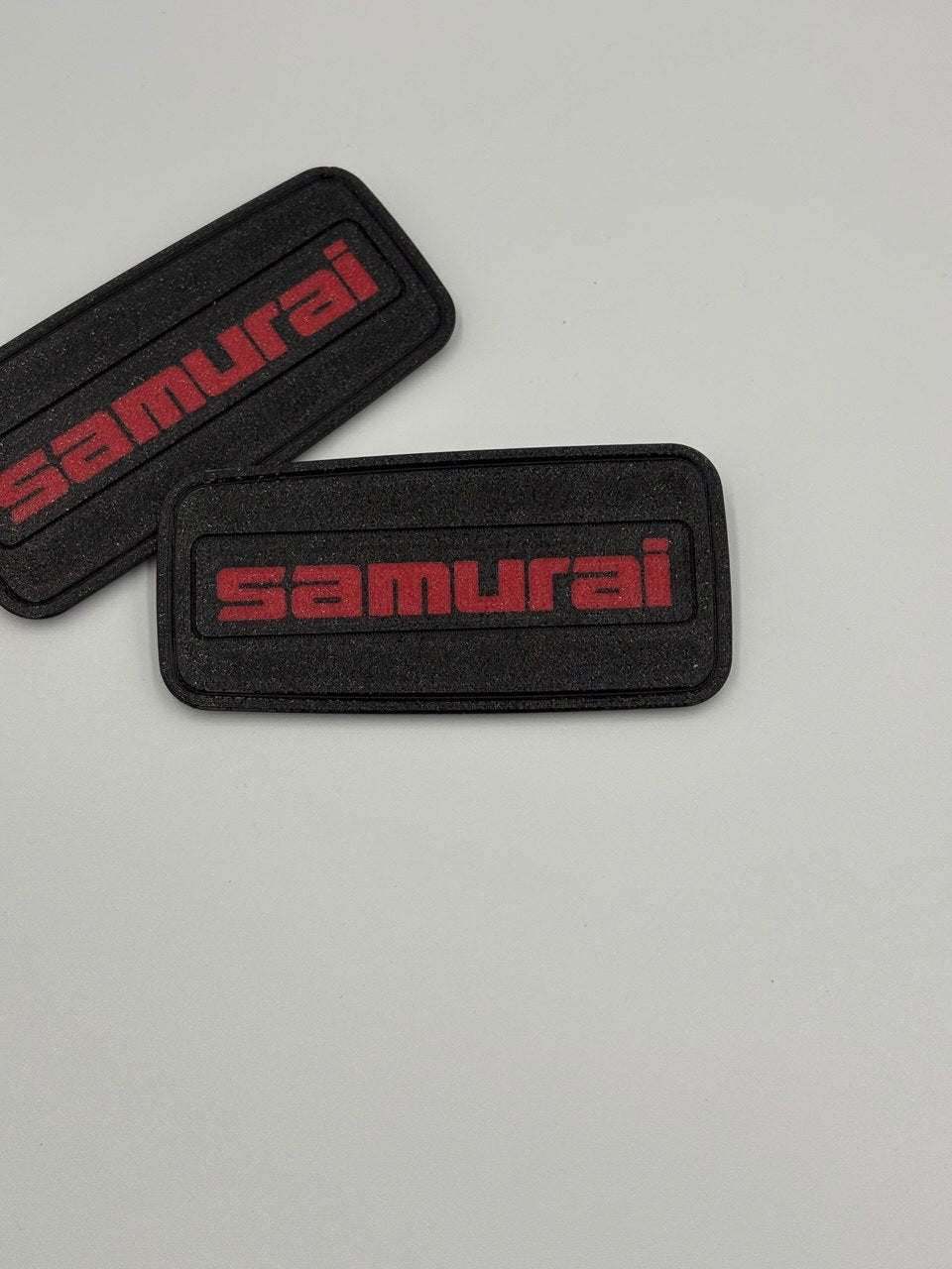Coppia 2 Targhette Laterale Suzuki Samurai Fregio Logo