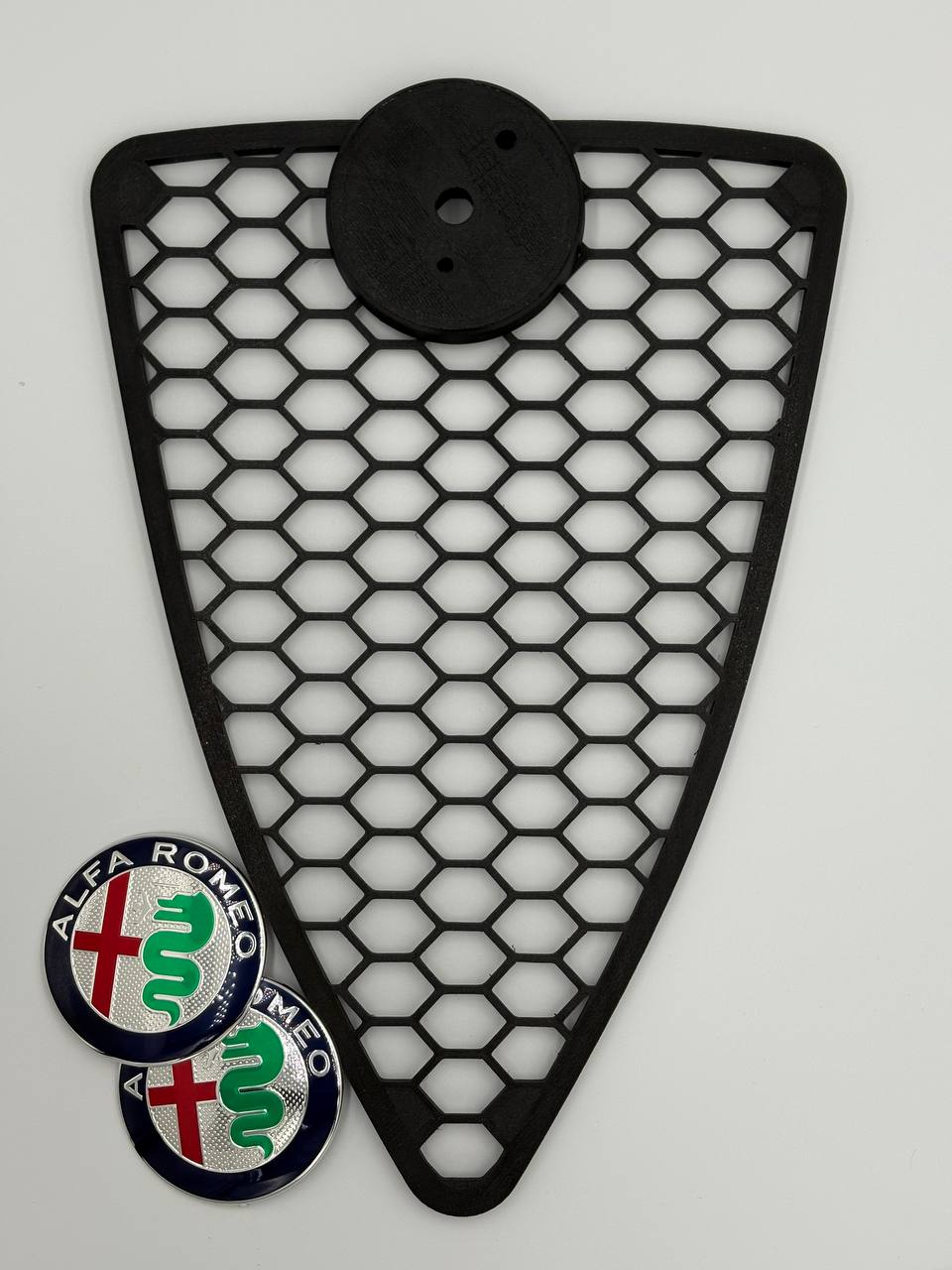 Griglia Scudo anteriore Nido D'Ape Per Alfa Romeo Mito 2008-2015 con inserti filettati