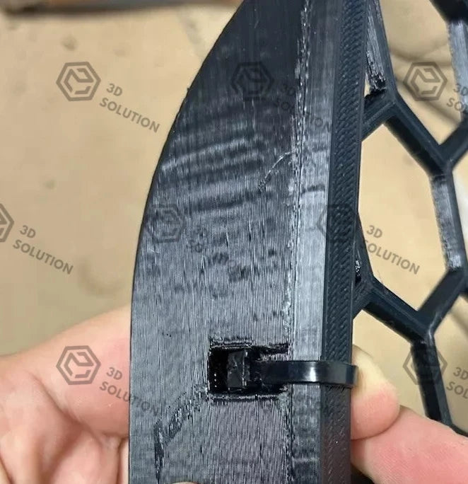 Griglia a nido d'ape con cornice a "V" per Alfa Romeo MiTo (2008-2015)