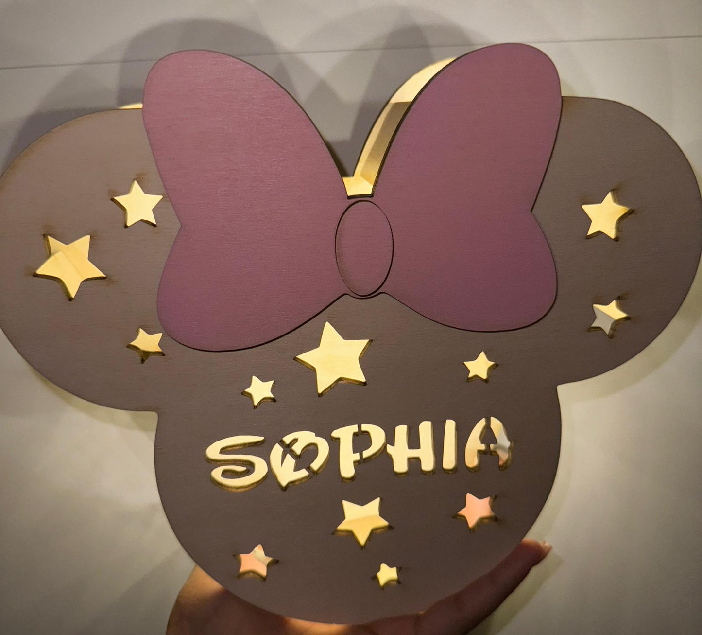 Lampada LED in legno Minnie personalizzata con nome – Luce da parete per cameretta