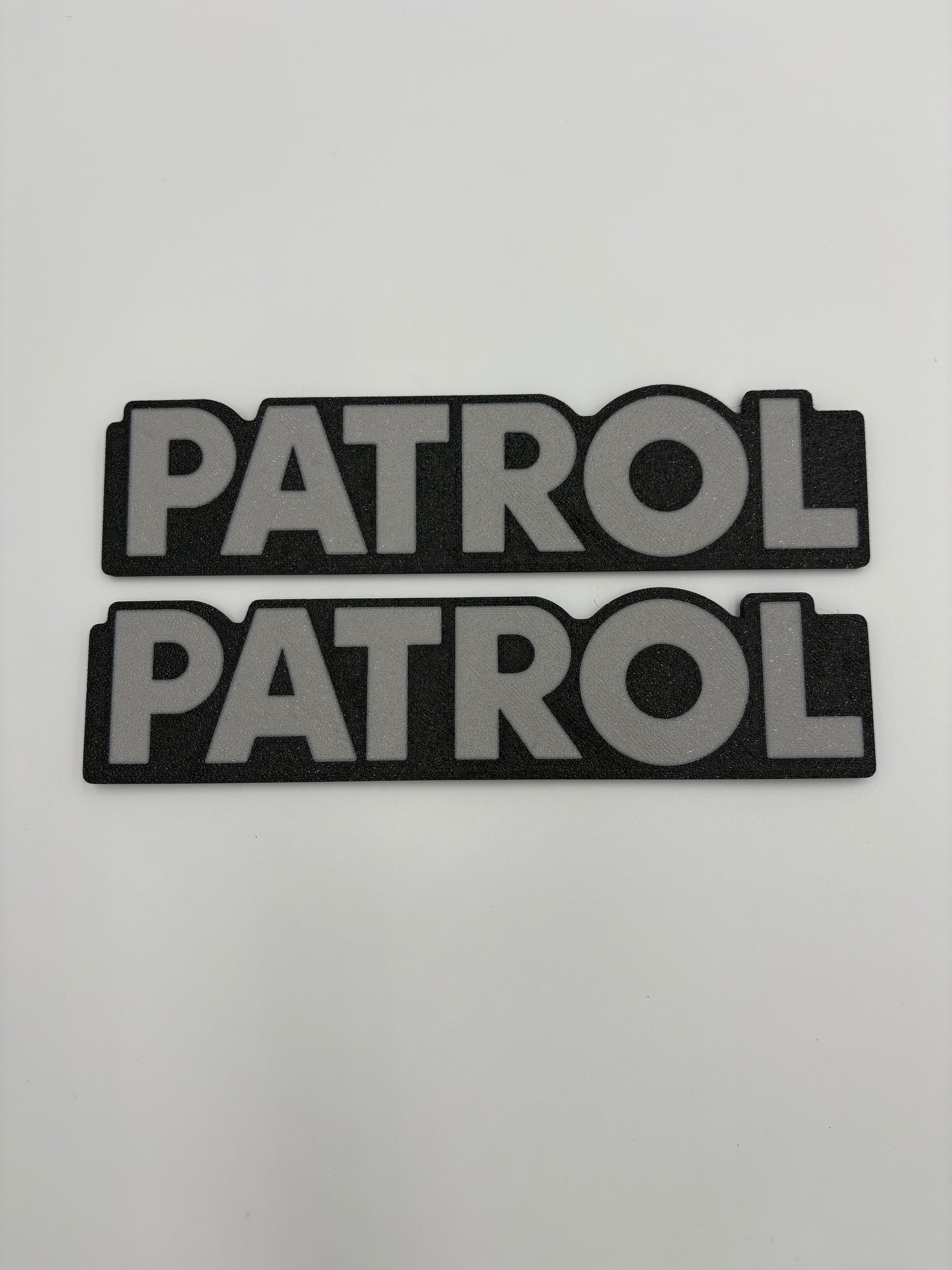 Coppia Scritte Replica “Patrol” per Nissan Patrol – 2 Fregi