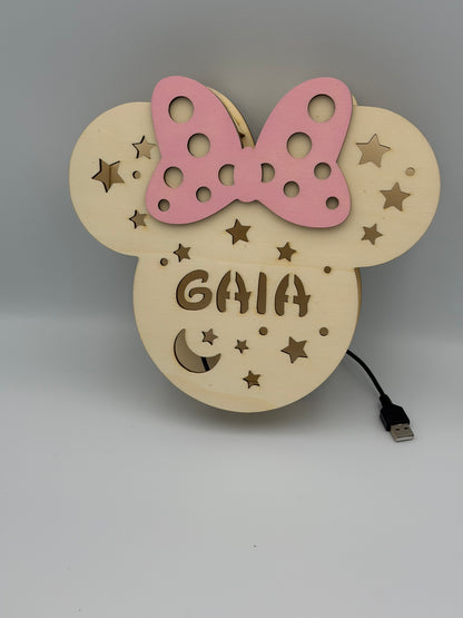 Lampada LED in legno Minnie personalizzata con nome – Luce da parete per cameretta modello 2