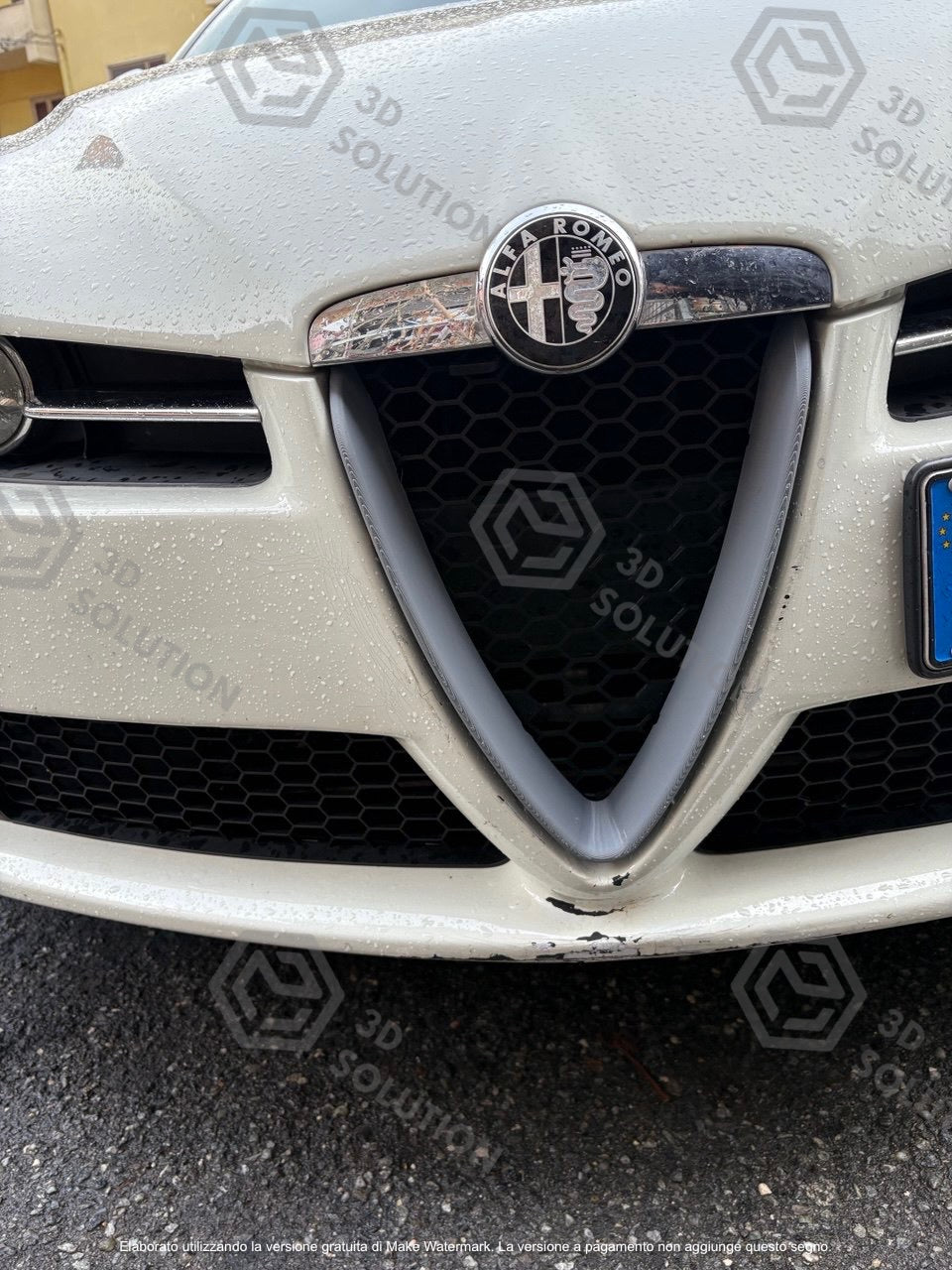 Bordo a V per Griglia a nido d’ape per Alfa Romeo 159