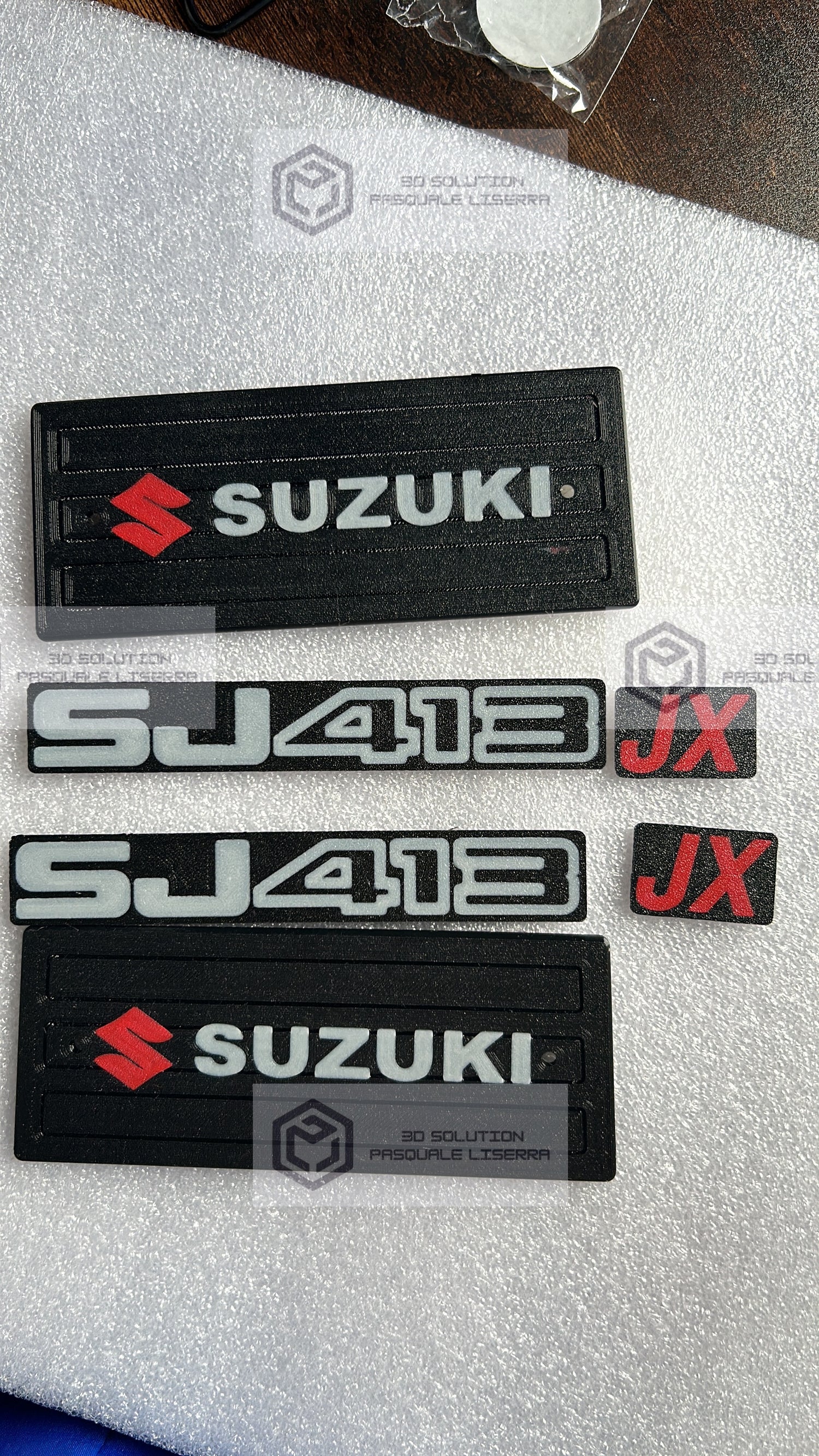 Kit di 4 modanature laterali per Suzuki Samurai SJ413