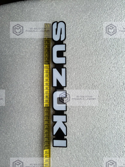 Fregio targhetta stemma per calandra per Suzuki Samurai Santana SJ410/SJ413