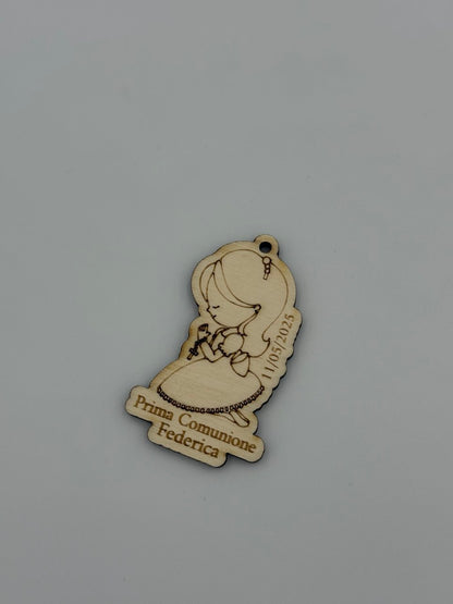 Bomboniera Comunione in Legno – Bambino o Bambina 37×61 mm | Ciondolo o Portachiavi per Prima Comunione
