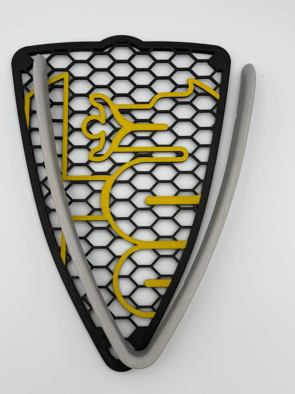 Griglia a nido d'ape con biscione stile junior e cornice a "V" per Alfa Romeo MiTo (2008-2015)