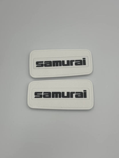 Coppia 2 Targhette Laterale Suzuki Samurai Fregio Logo