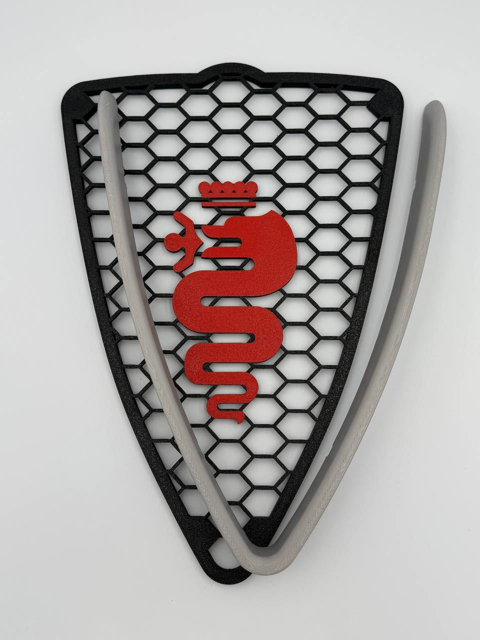 Griglia a nido d'ape con biscione e cornice a "V" per Alfa Romeo MiTo (2008-2015)