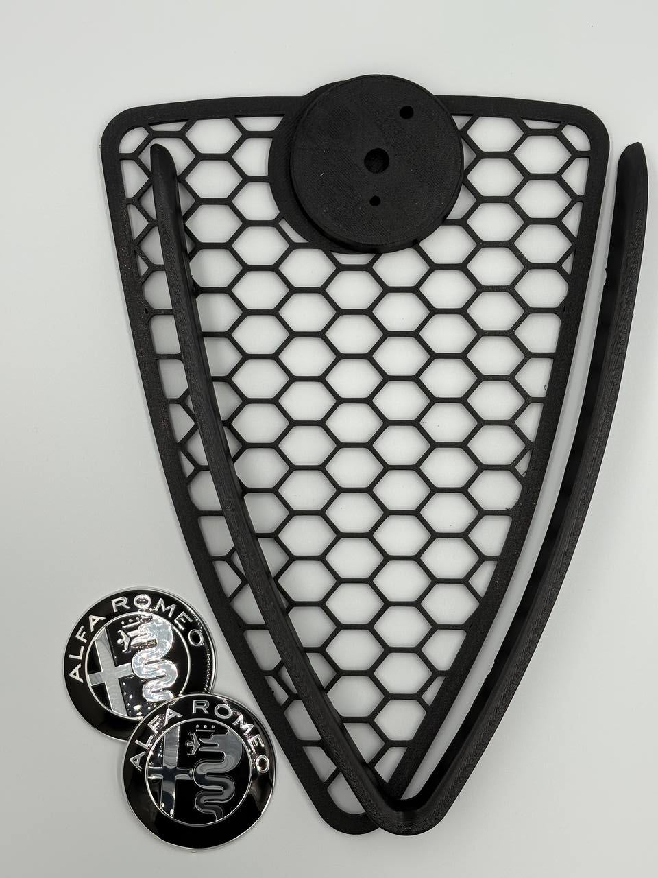 Griglia a nido d'ape con cornice a "V" per Alfa Romeo MiTo (2008-2011)