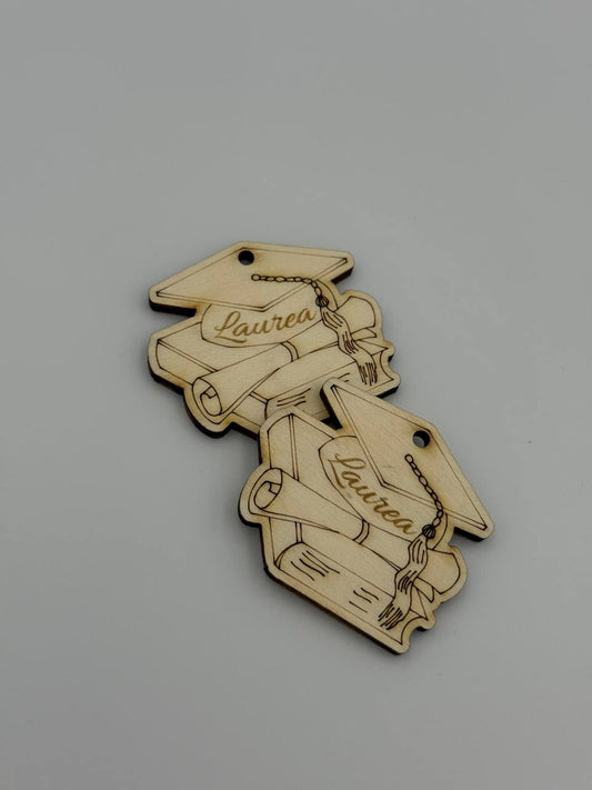Ciondolo/etichetta bomboniera Laurea Tocco