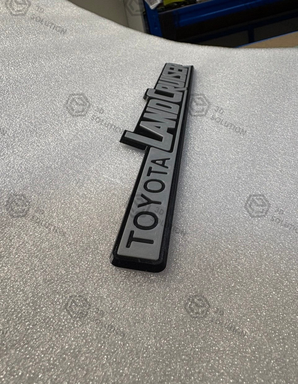 Replica coppia scritte laterali parafango "LAND CRUISER" per Toyota Land Cruiser LJ70
