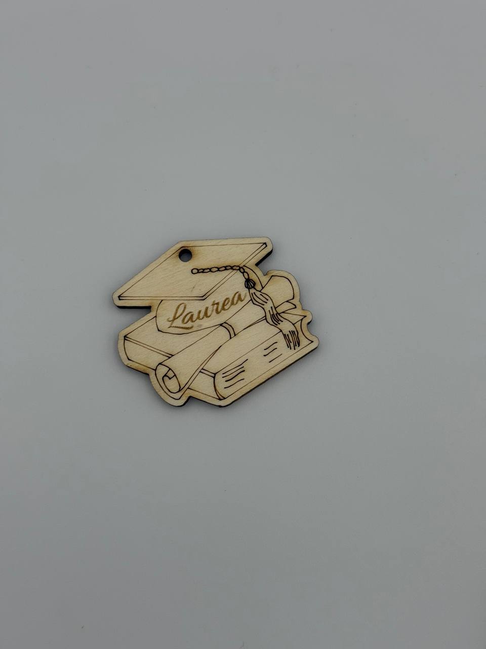 Ciondolo/etichetta bomboniera Laurea Tocco